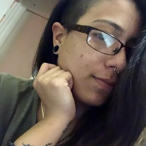 Meet your Posher, Jacqueline